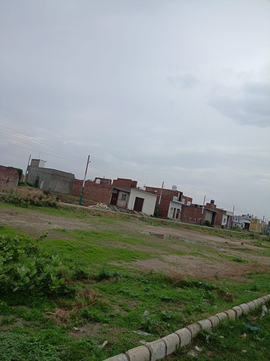 100 sq.yards residential plot in meharban