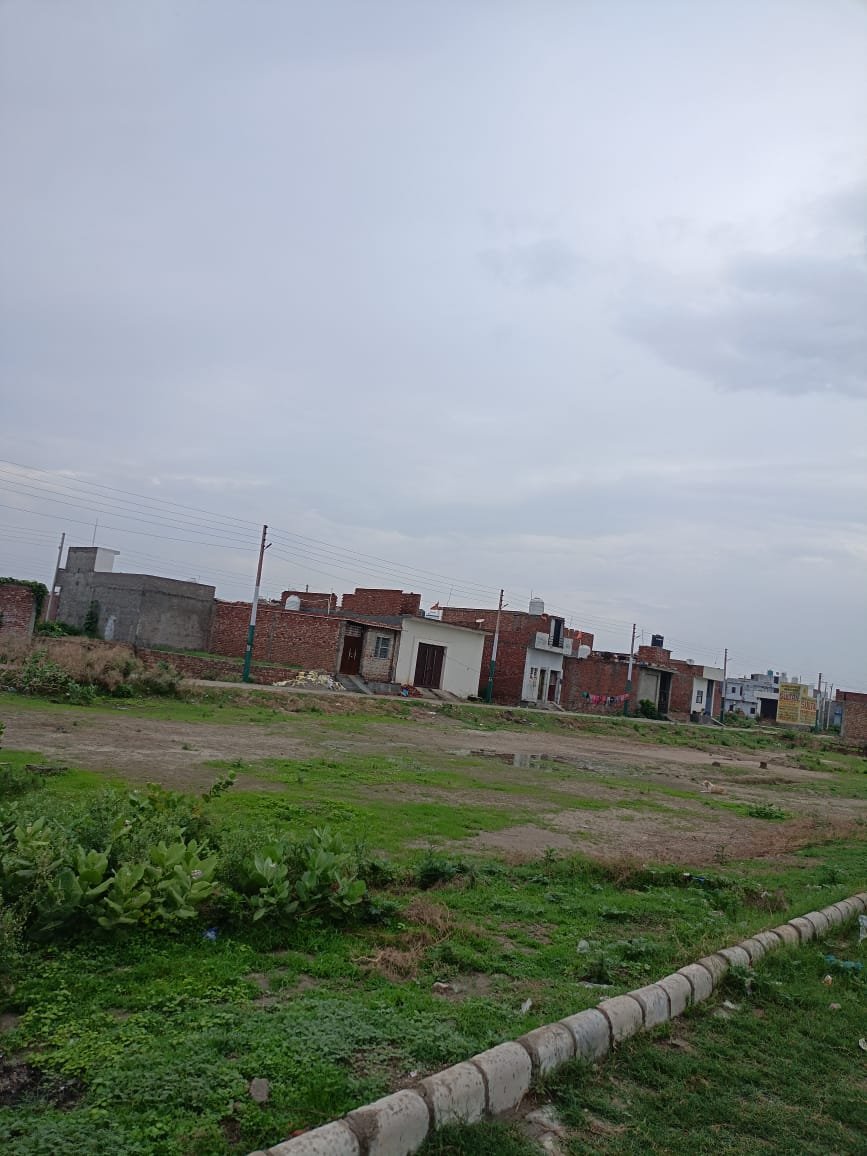 98 Sq. Yards Plot In Meharban
